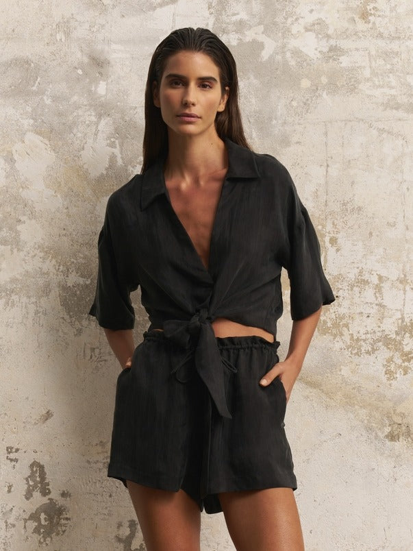 Lucid Flow Tie Shirt in Black