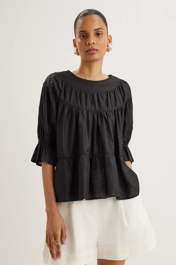 Sol Top in Black