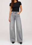 Kallie Balloon Jean in Washed Black