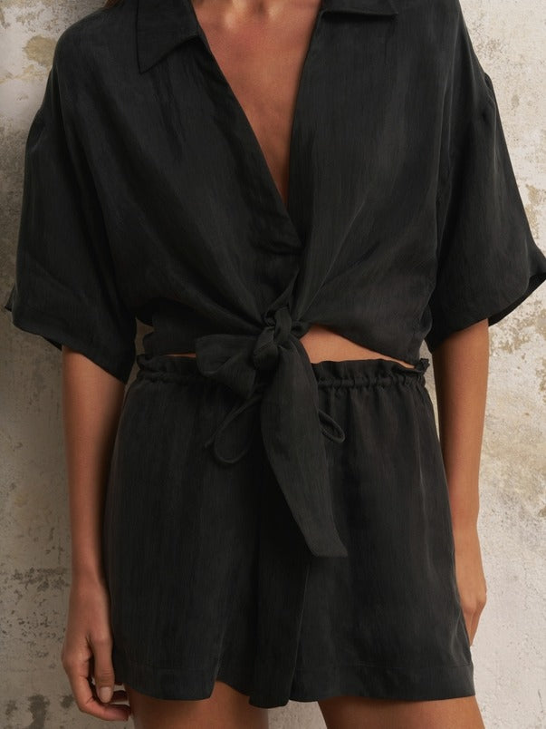 Lucid Flow Tie Shirt in Black