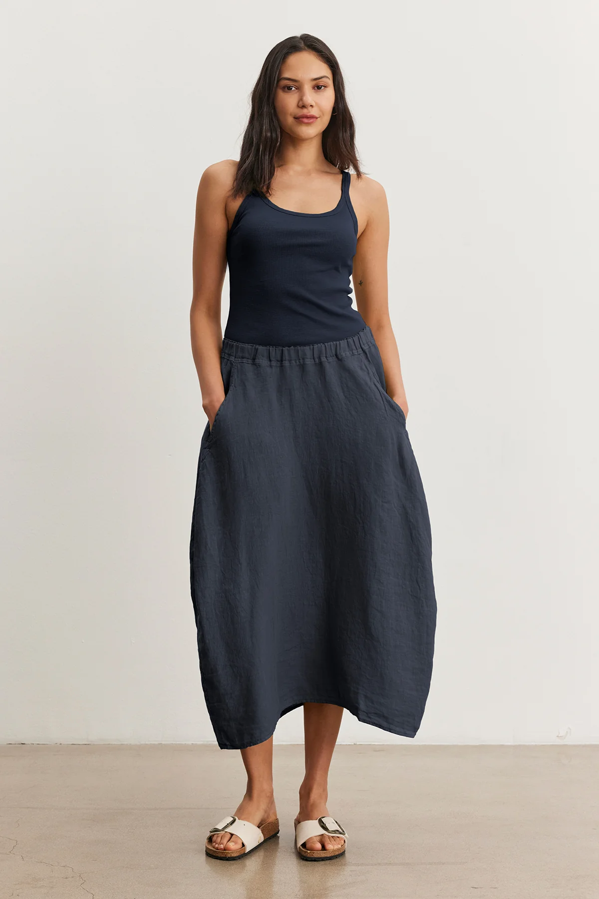 The Fae Lightweight Linen Barrel Skirt in Deep Teal