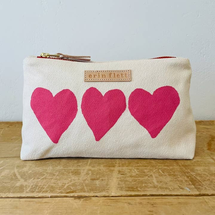 Erin Flett Travel Case - Hearts