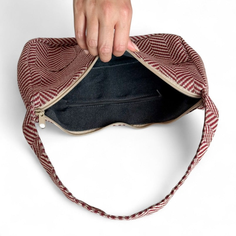 De la Mur Shoulder Bag