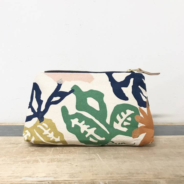 Erin Flett Travel Case - Hearts