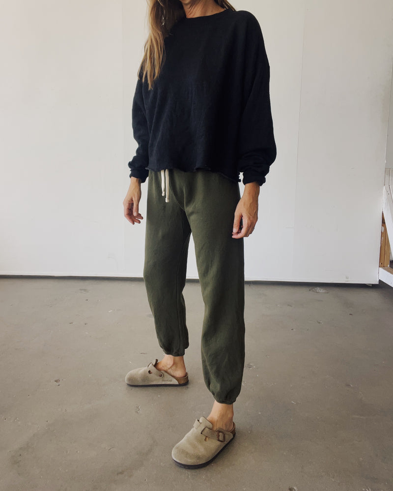 Hey Gang Boxy Crop Sweatshirt in Black