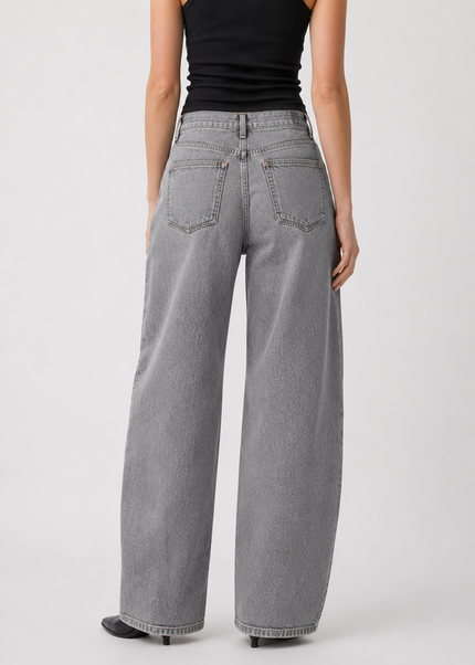 Kallie Balloon Jean in Washed Black