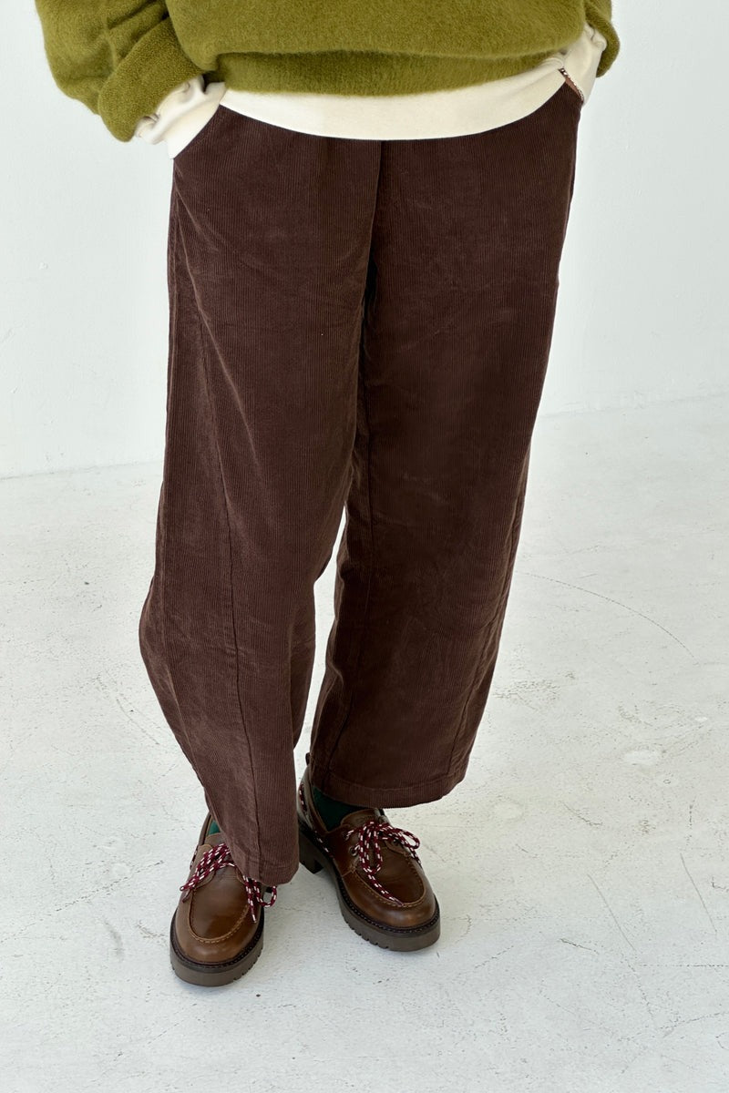 Le Bon Shoppe Corduroy Arc Pants - Chocolate