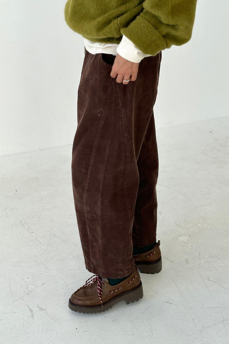 Le Bon Shoppe Corduroy Arc Pants - Chocolate
