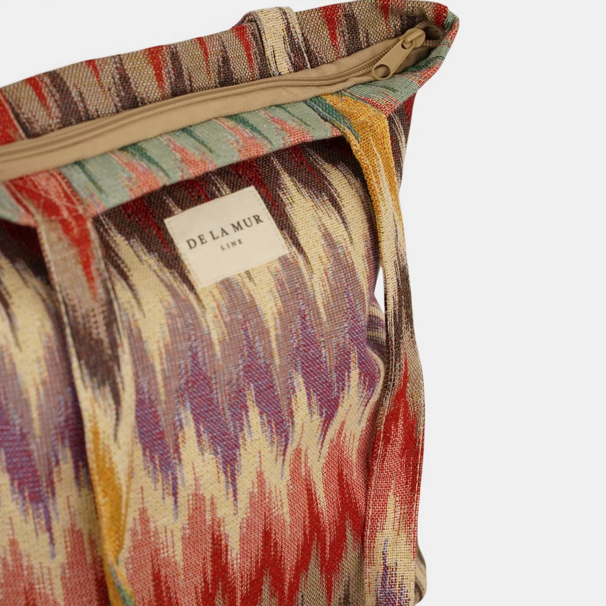 De la Mur Large Zippered Bag