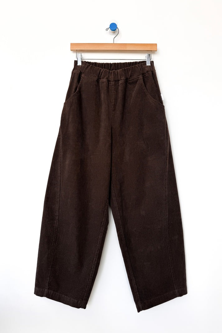 Le Bon Shoppe Corduroy Arc Pants - Chocolate