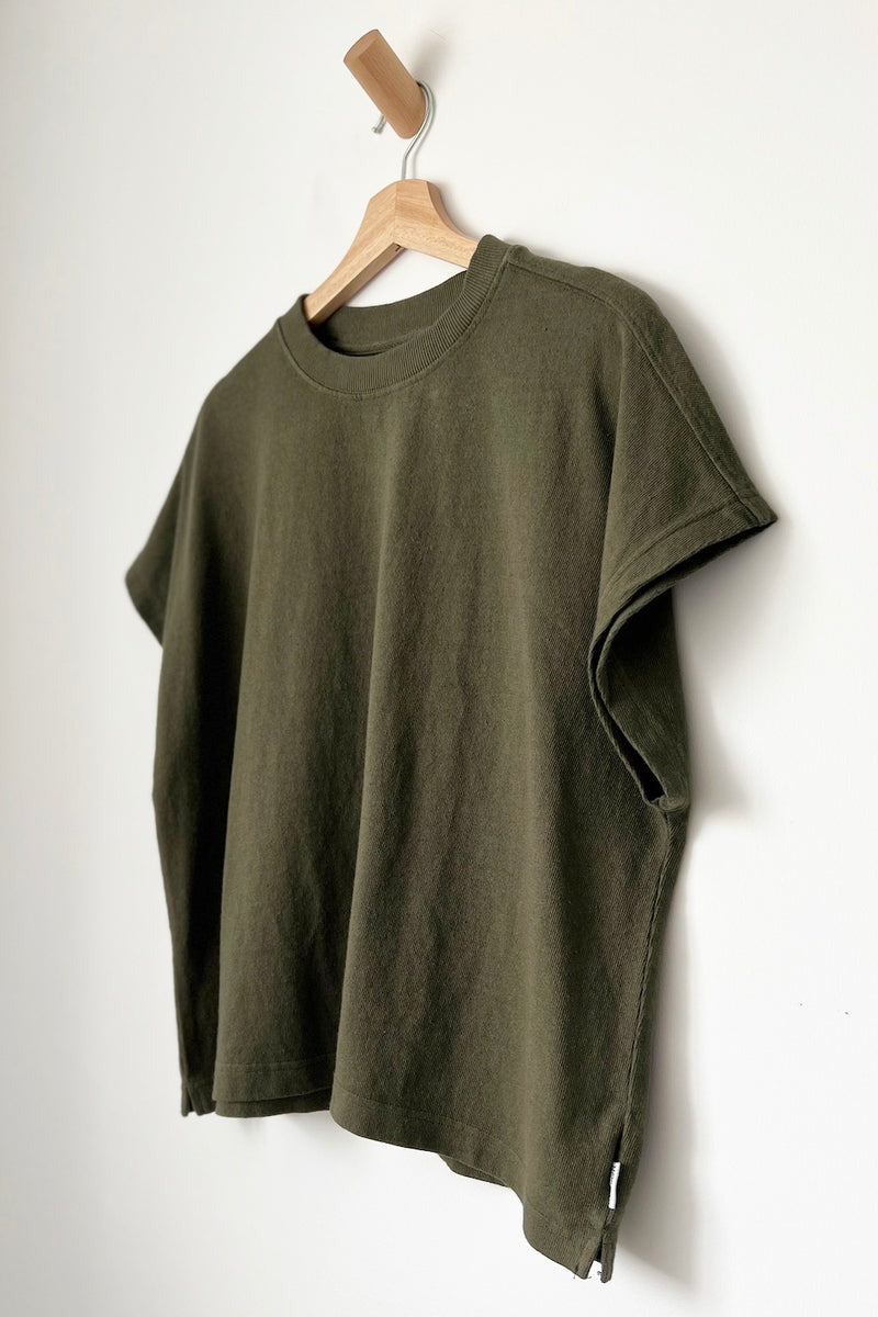 Le Bon Shoppe Jeanne Tee - Olive