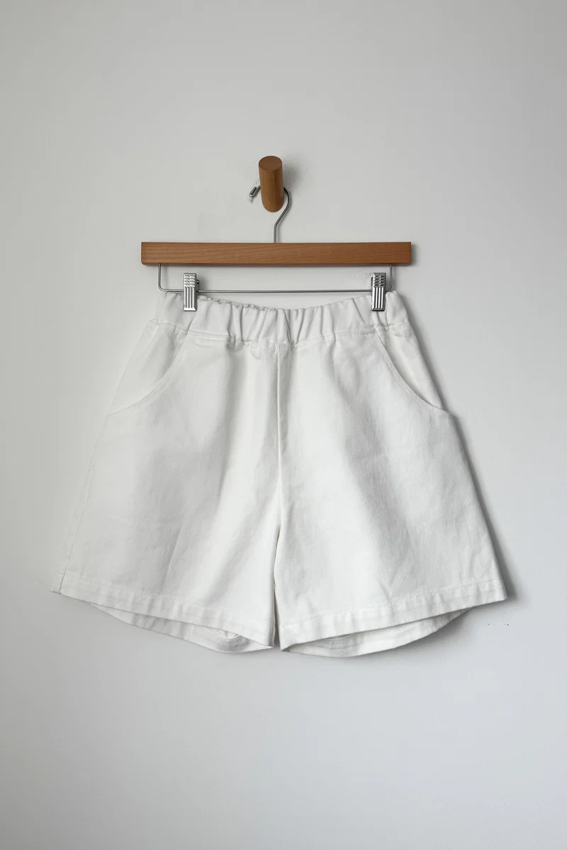 Le Bon Shoppe City Shorts - Milk