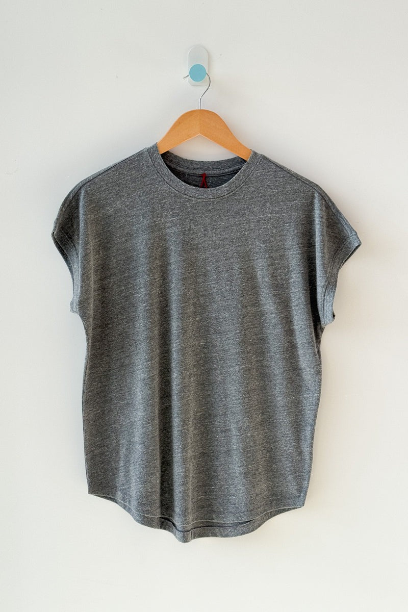 Ease Tee - Heathered Grey