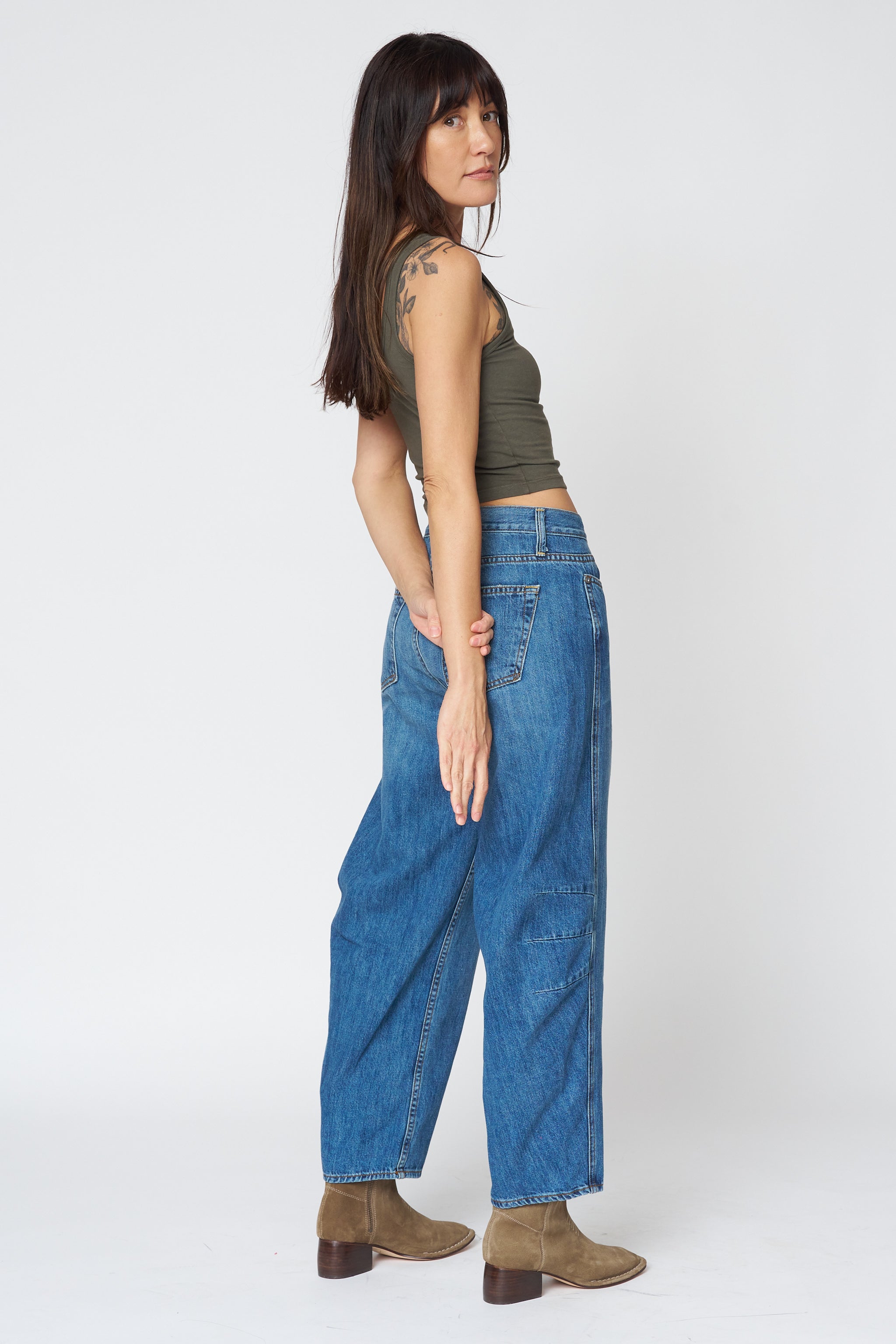 Ava Flutter Slung Fit Jeans - Pomona Wash