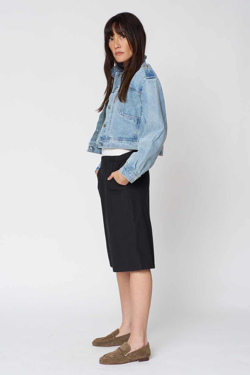 Tomoko Walking Short in Black