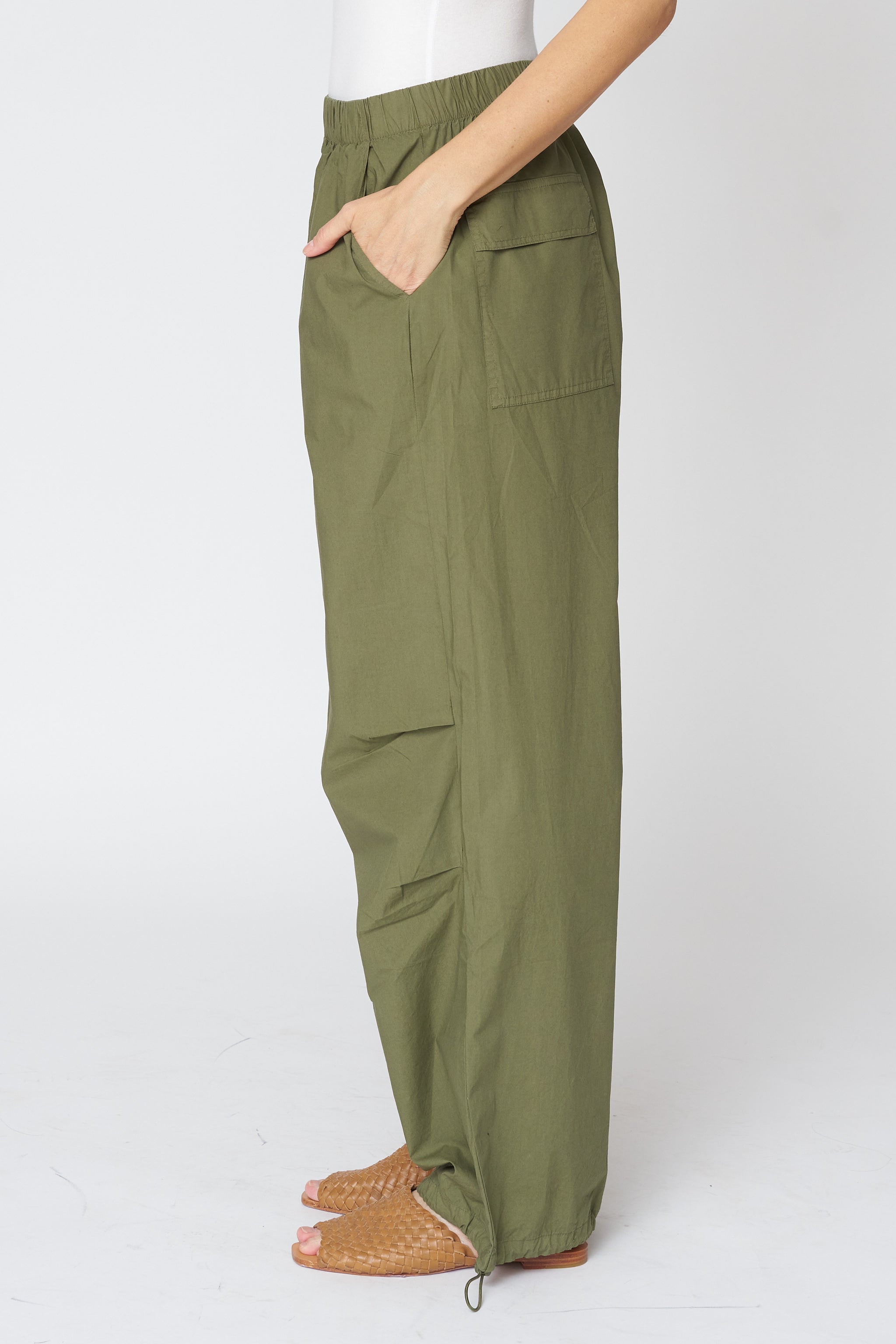 Brooks Corded Hem Pant in Kale