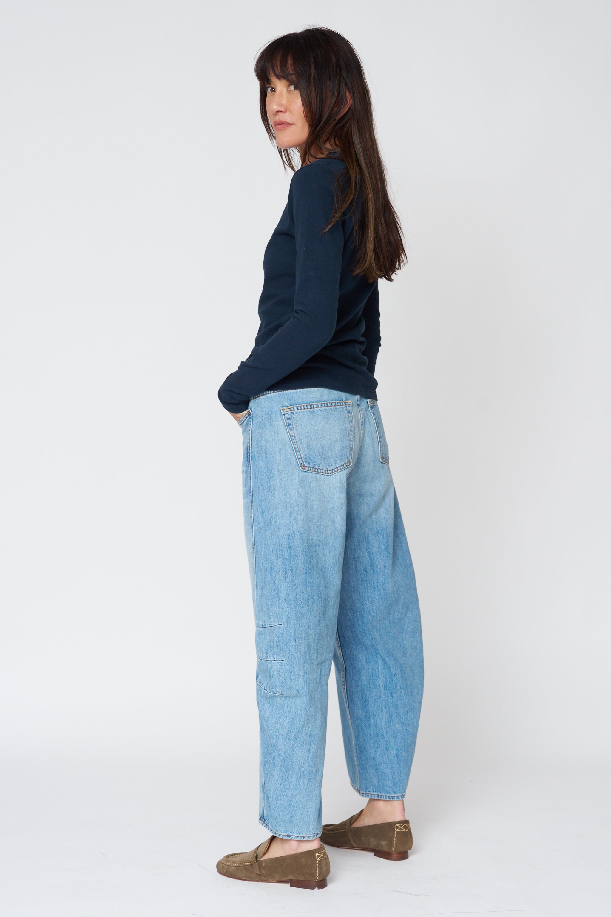 Ava Flutter Slung Fit Jeans - Dover Wash
