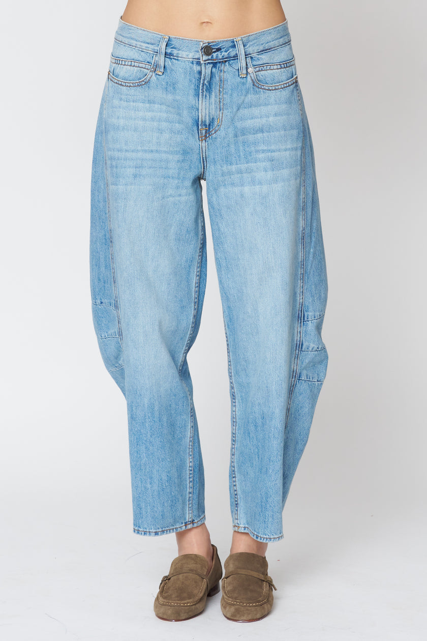 Ava Flutter Slung Fit Jeans - Dover Wash