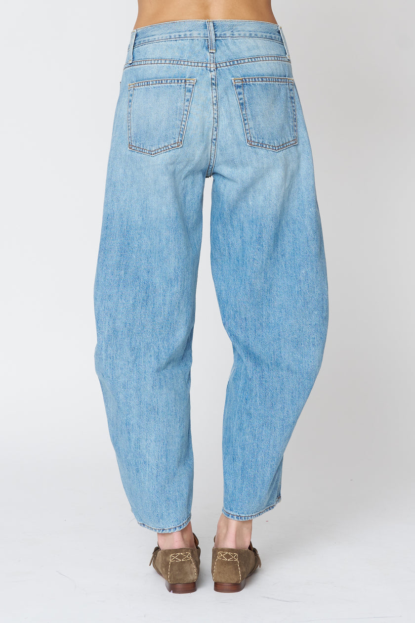 Ava Flutter Slung Fit Jeans - Dover Wash