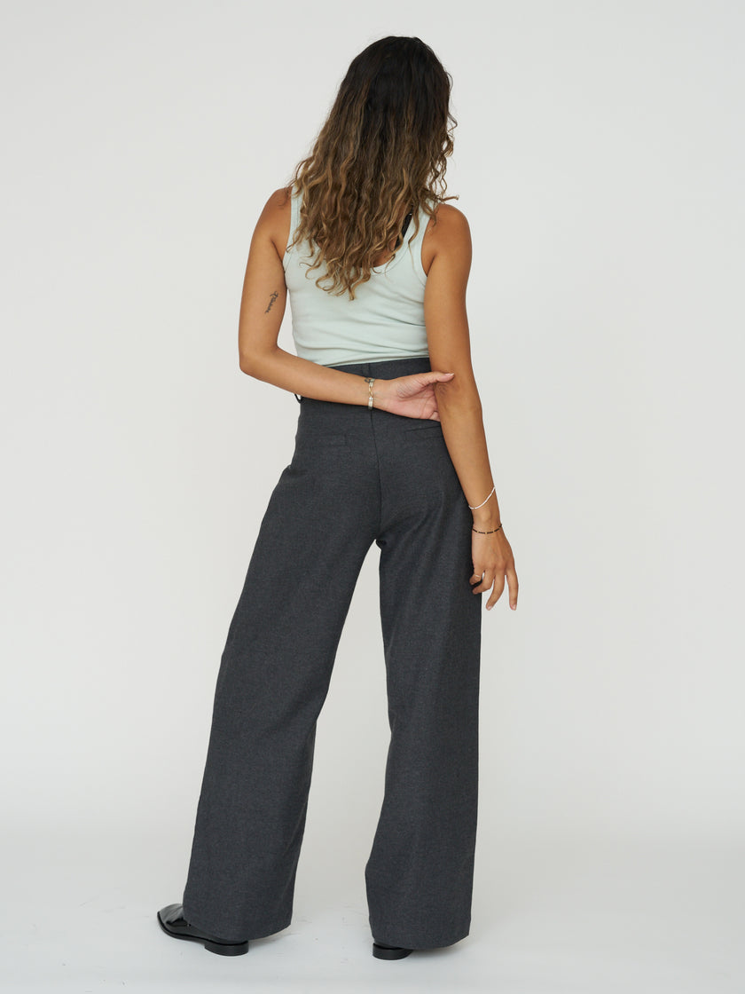 Charles Cotton Blend Pant in Onyx