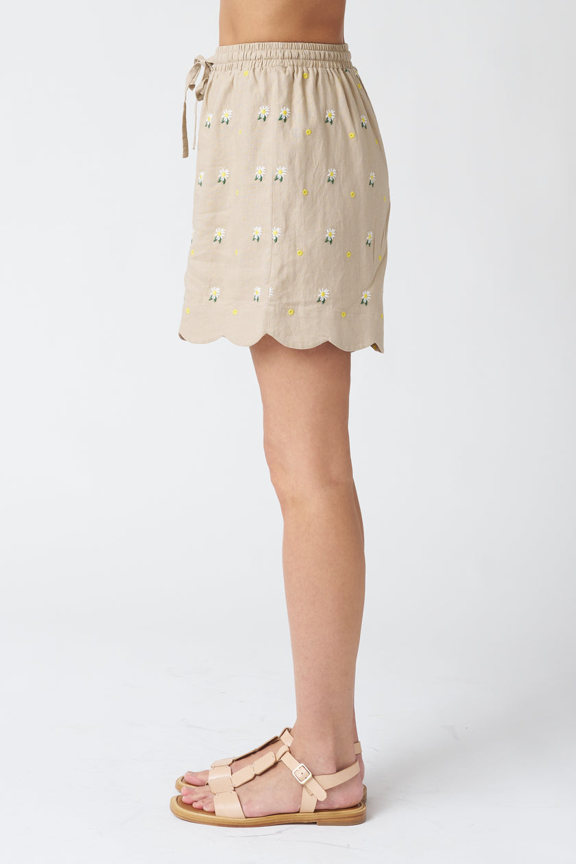 Sister New York Brig Short in Embroidered Daisy