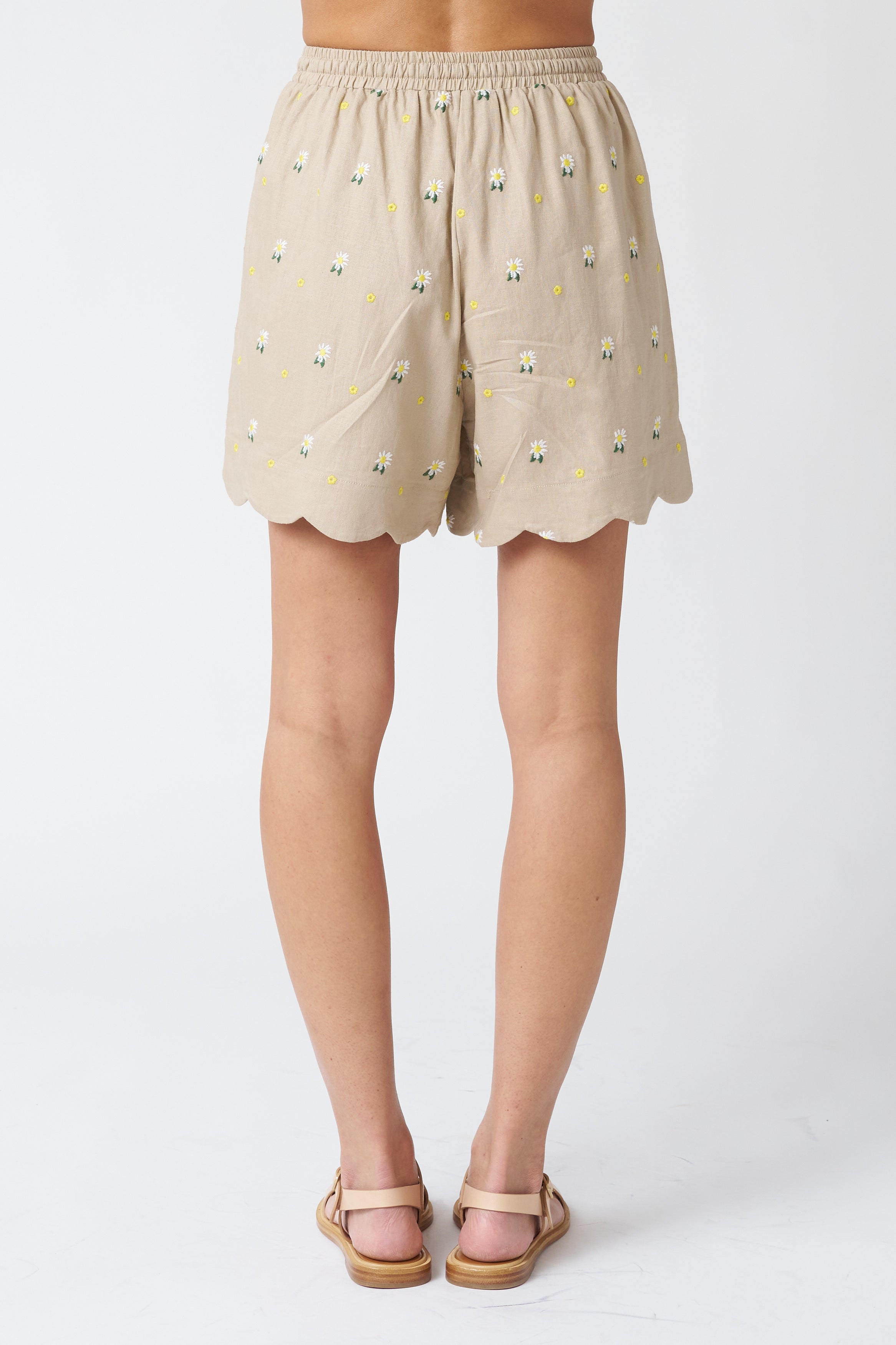 Sister New York Brig Short in Embroidered Daisy