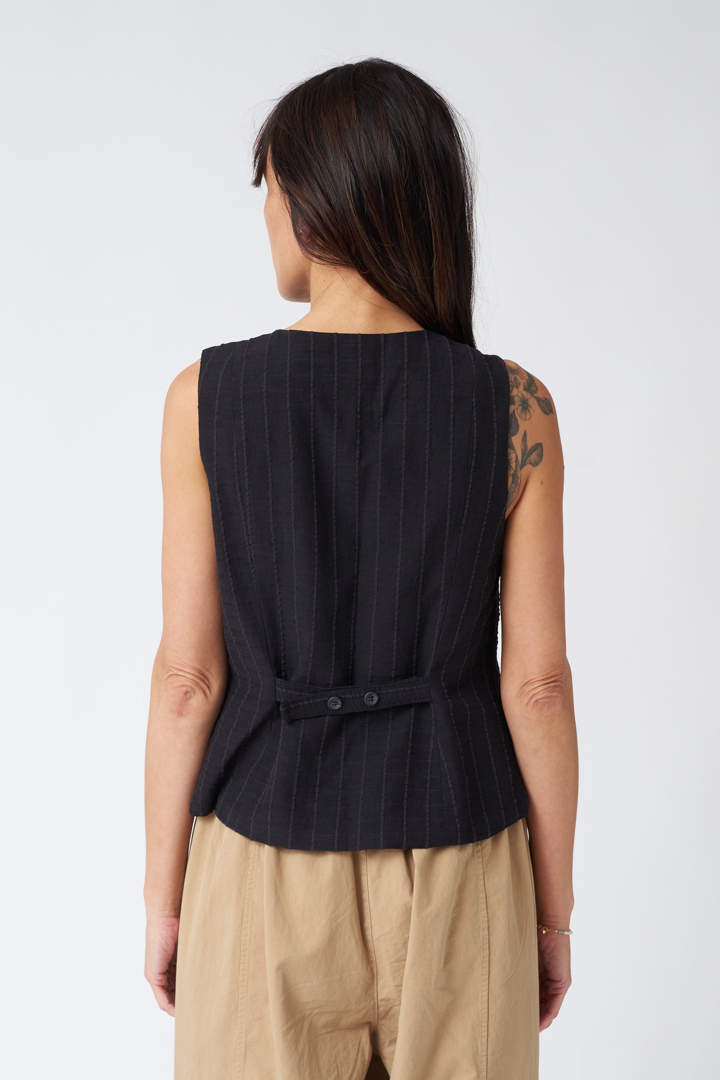 Jennifer Glasgow Vela Vest in Black