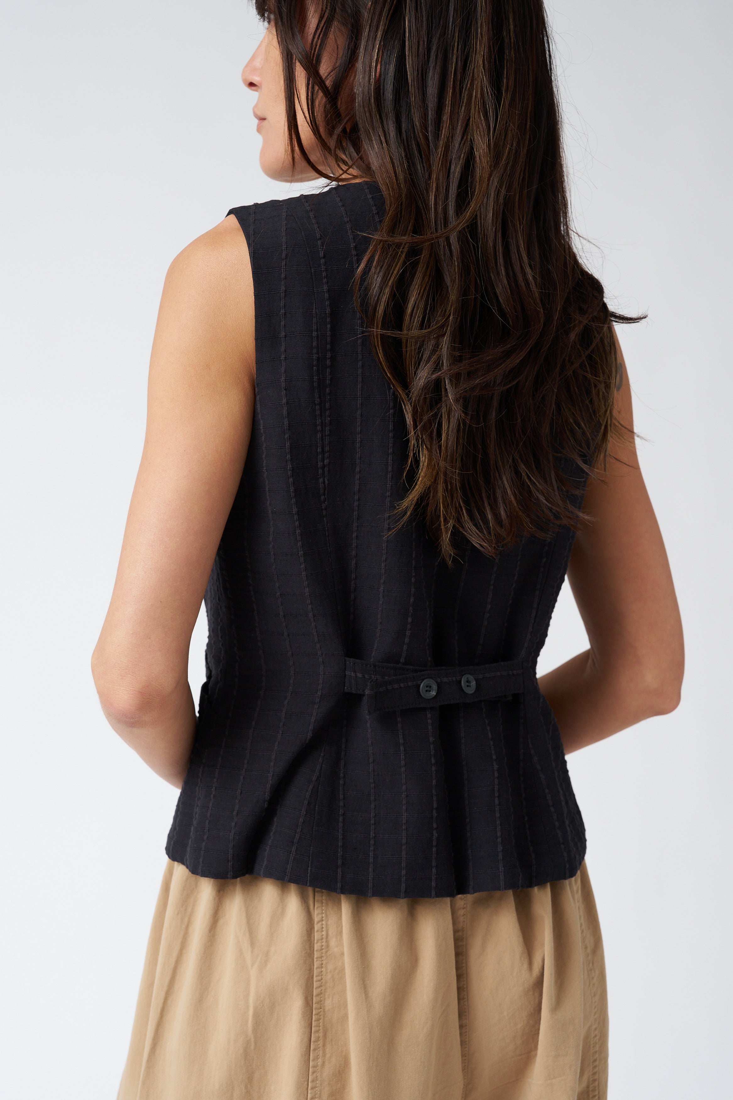 Jennifer Glasgow Vela Vest in Black