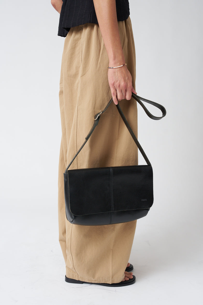 Dita Crossbody