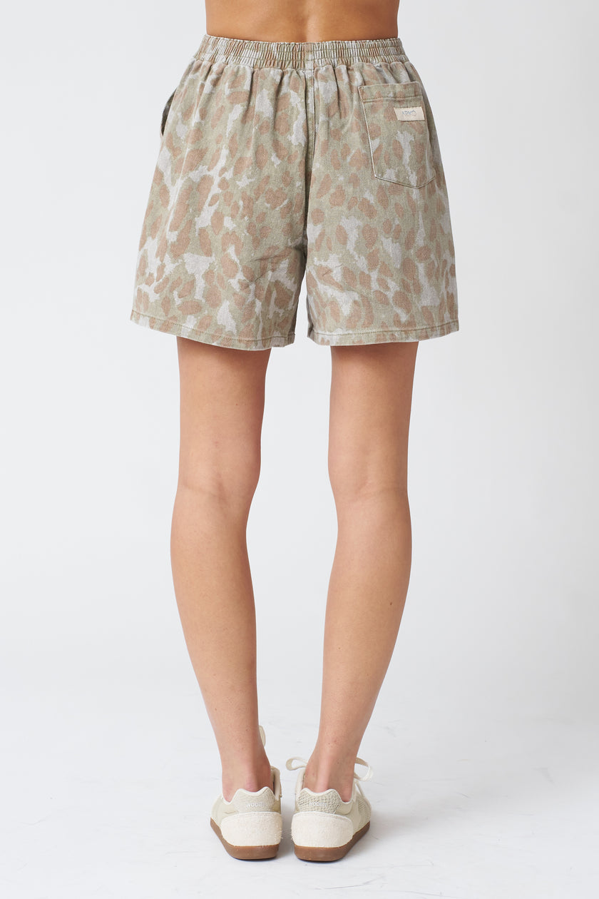 Ariko Day Shorts - Leopard Camo