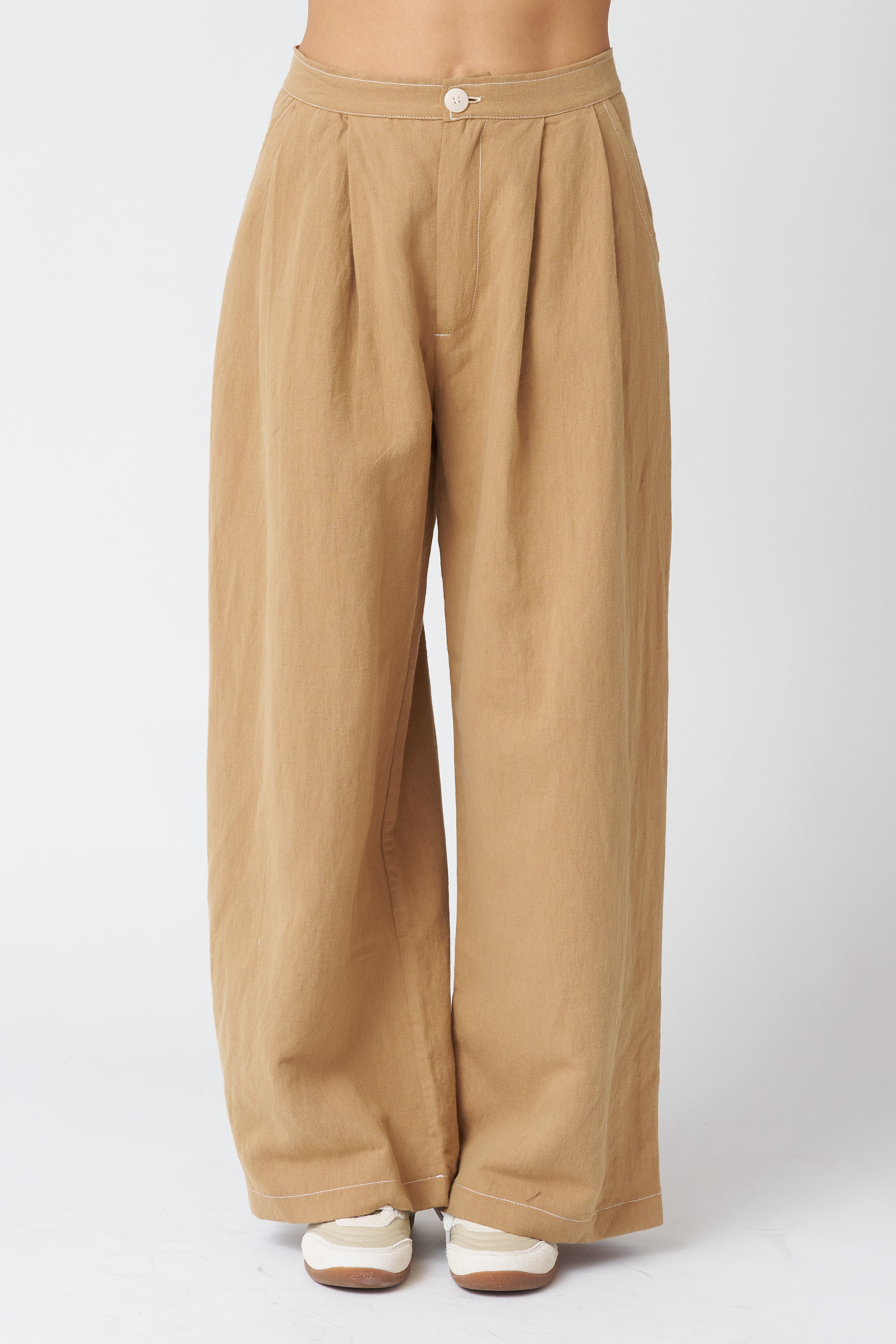 Allison Wonderland Whistler Pant in Sand