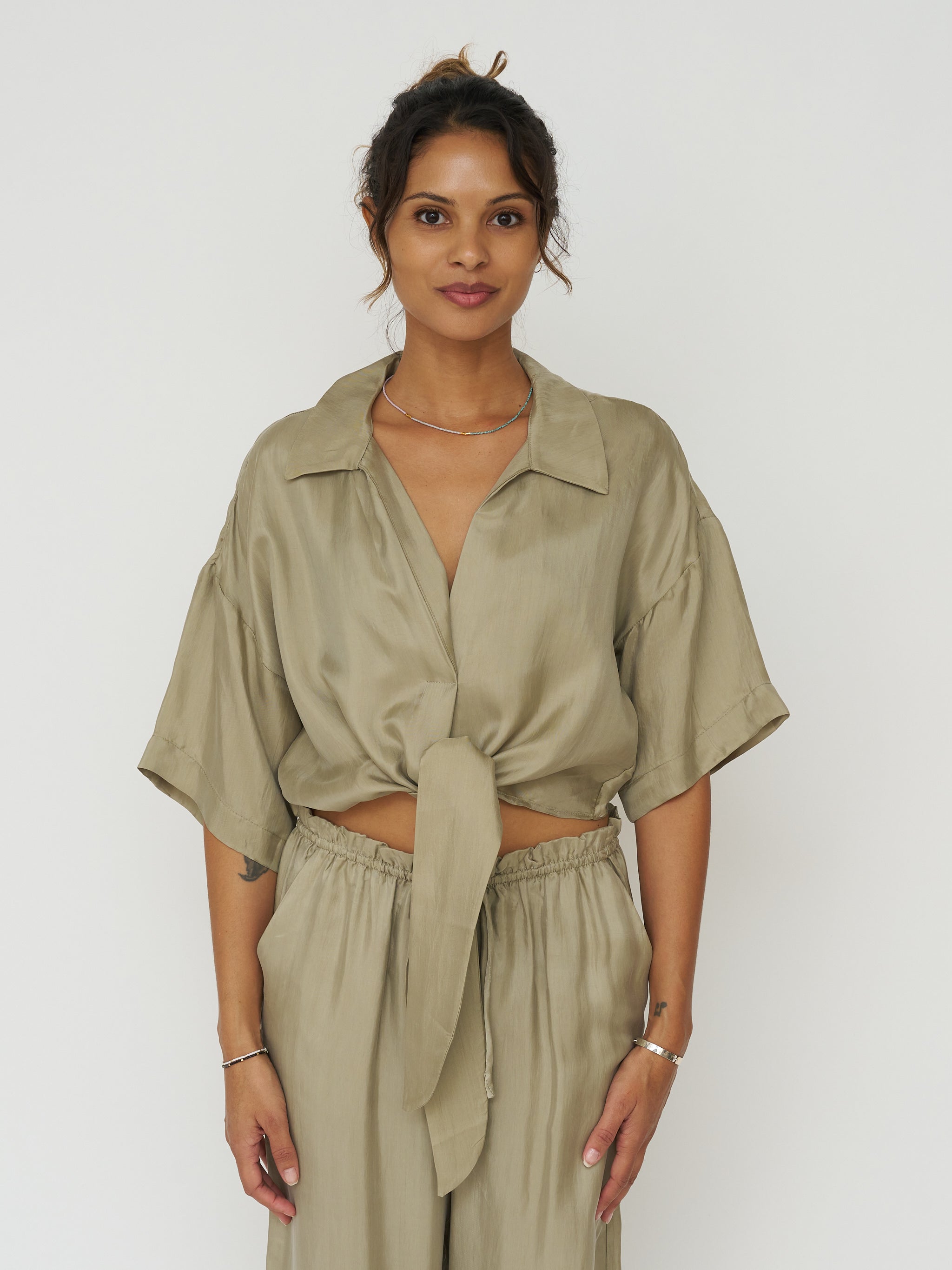 Lucid Flow Tie Pants in Khaki Green