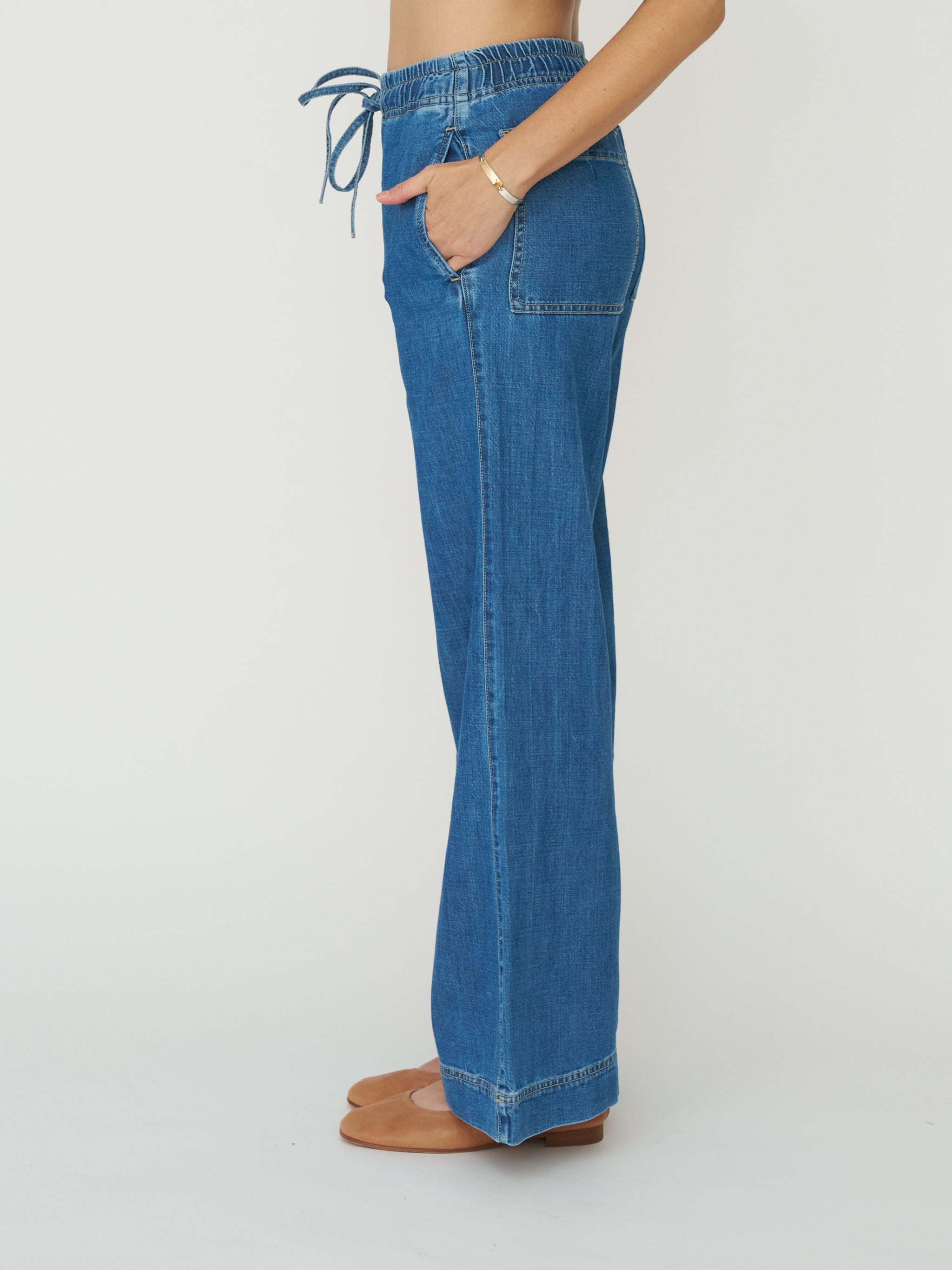 Velvet by Graham & Spencer Mira Jean