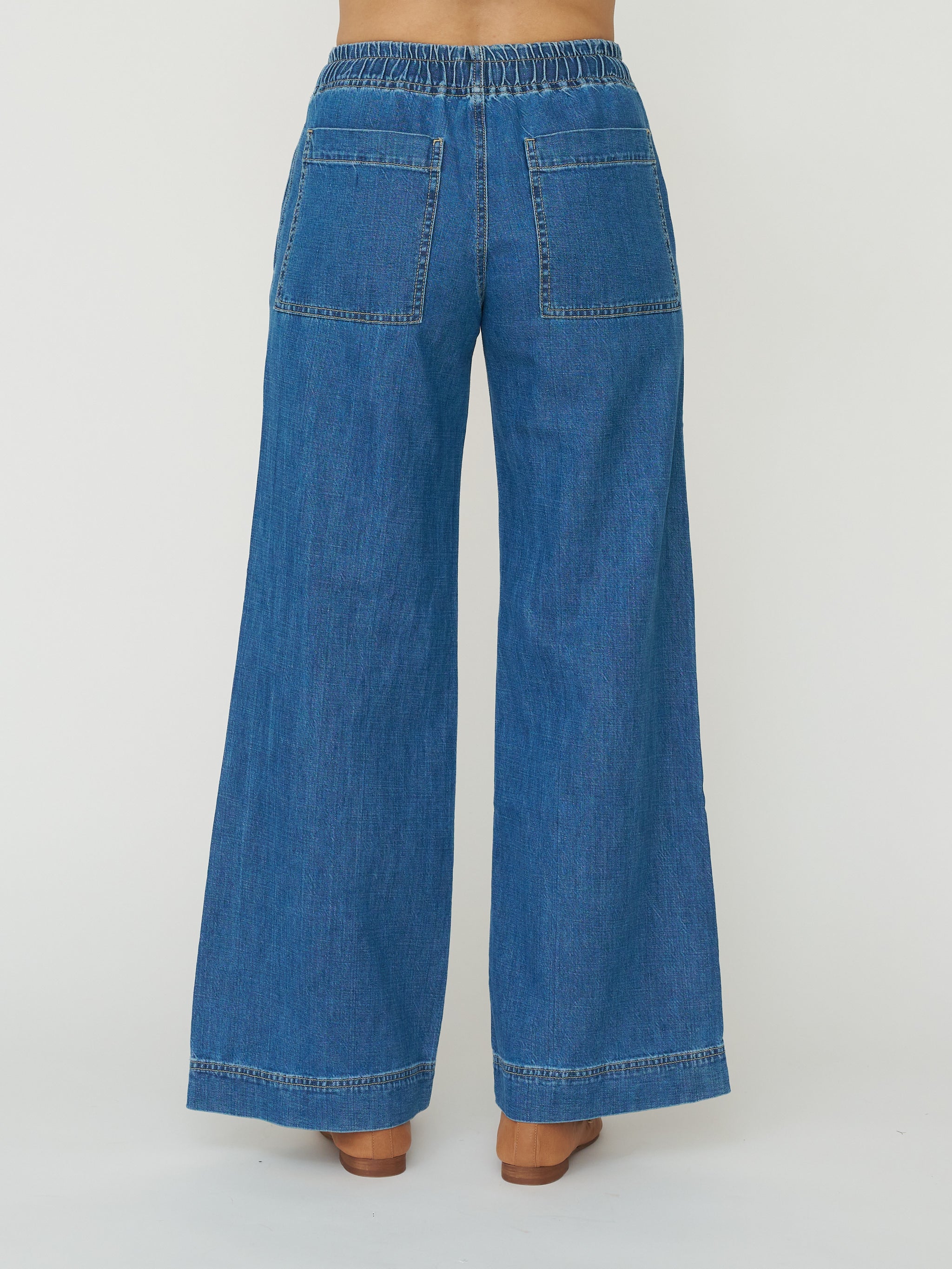 Velvet by Graham & Spencer Mira Jean