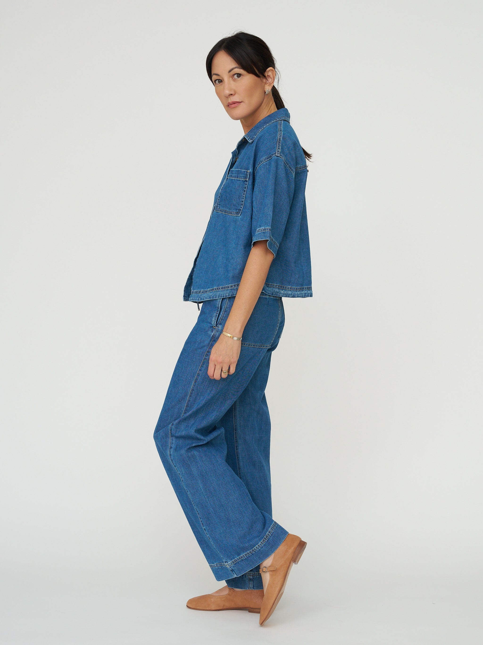 Velvet by Graham & Spencer Kaddy Button Down