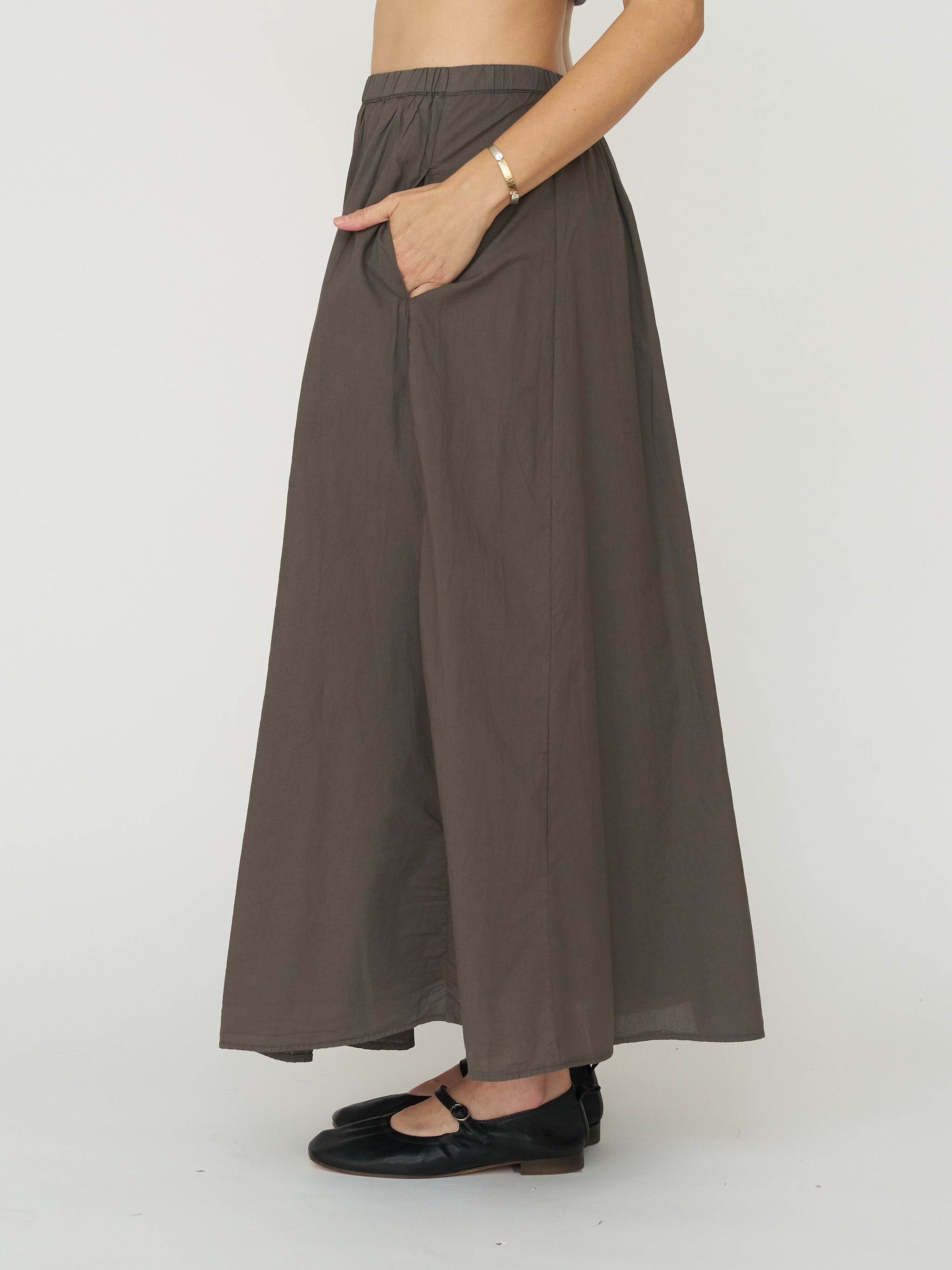 Velvet by Graham & Spencer Filla Skirt - Bullfrog