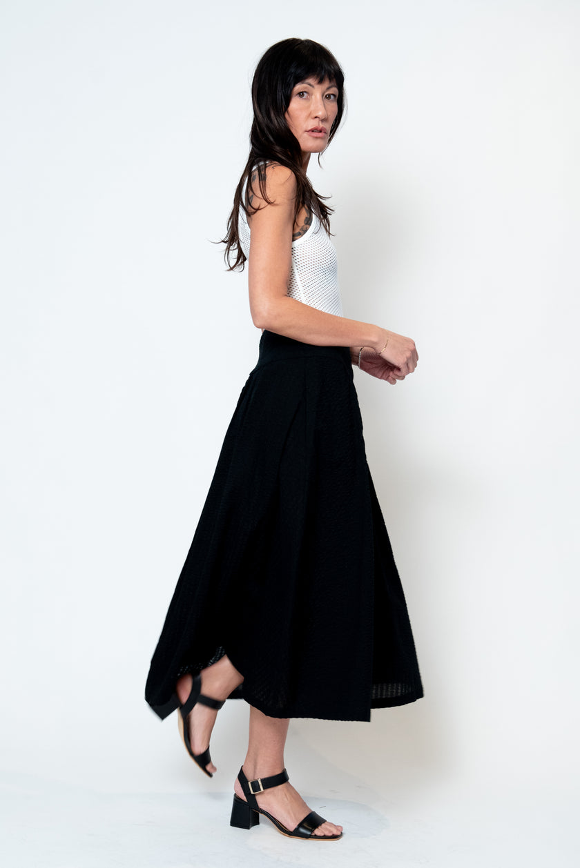 Elina Skirt in Black Seersucker