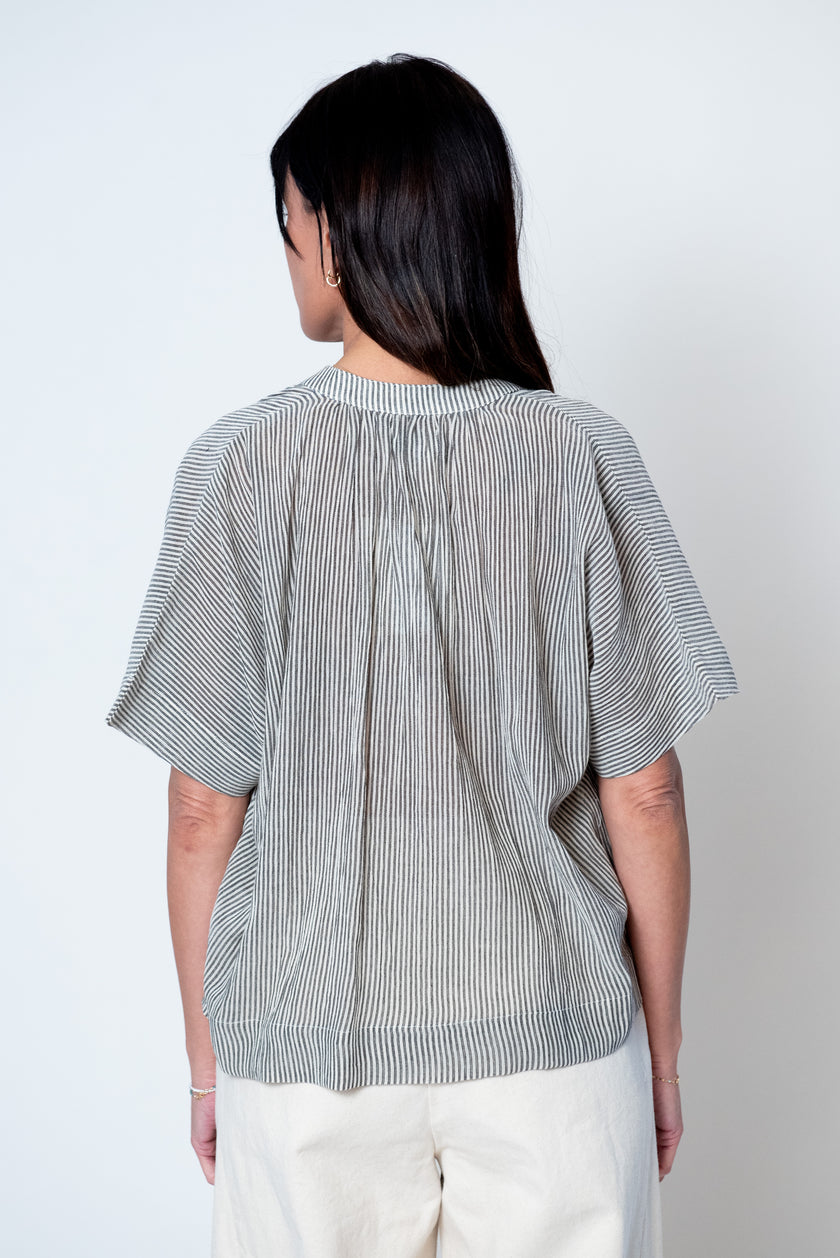 Artist Button Down in Charcoal Stripe