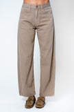 Kallie Balloon Jean in Dune