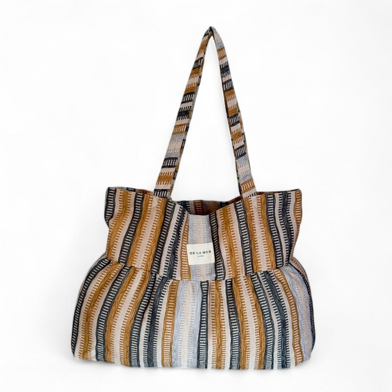 De la Mur Ruffle Tote