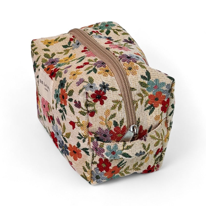 De la Mur Toiletries Case