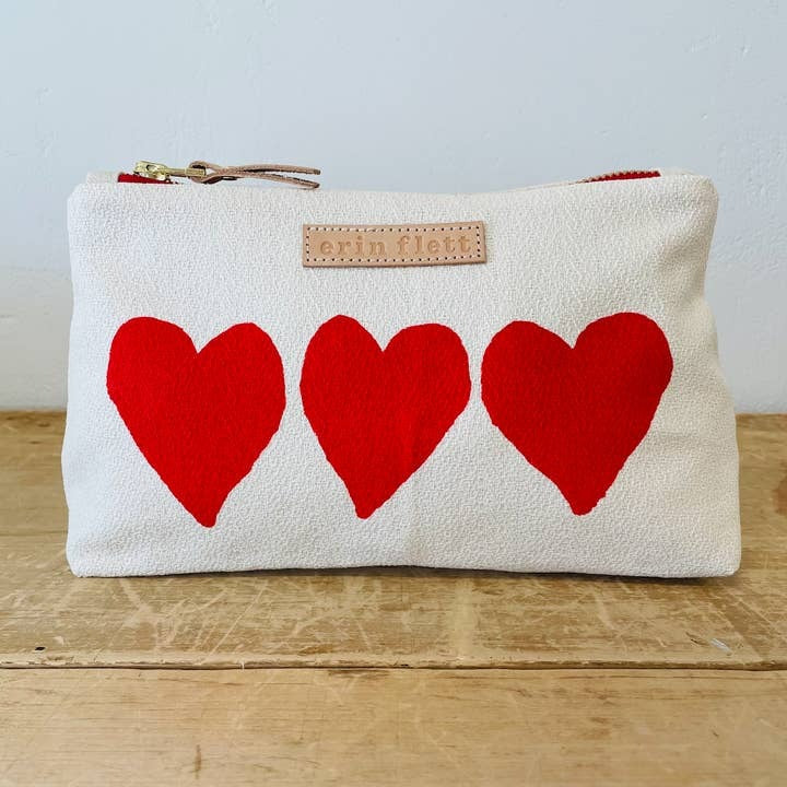 Erin Flett Travel Case - Hearts