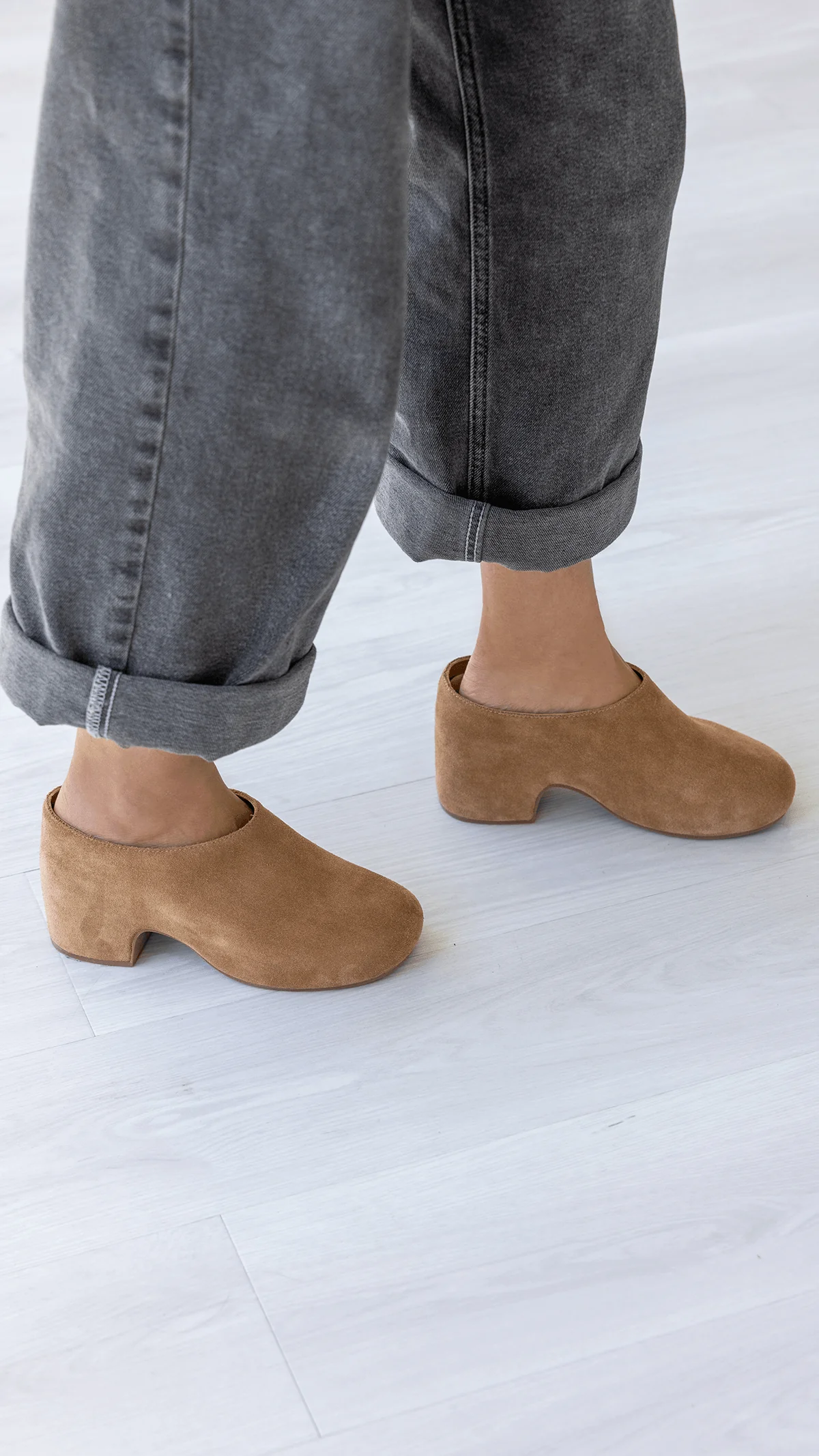 The Terrace Clog - Camel Suede