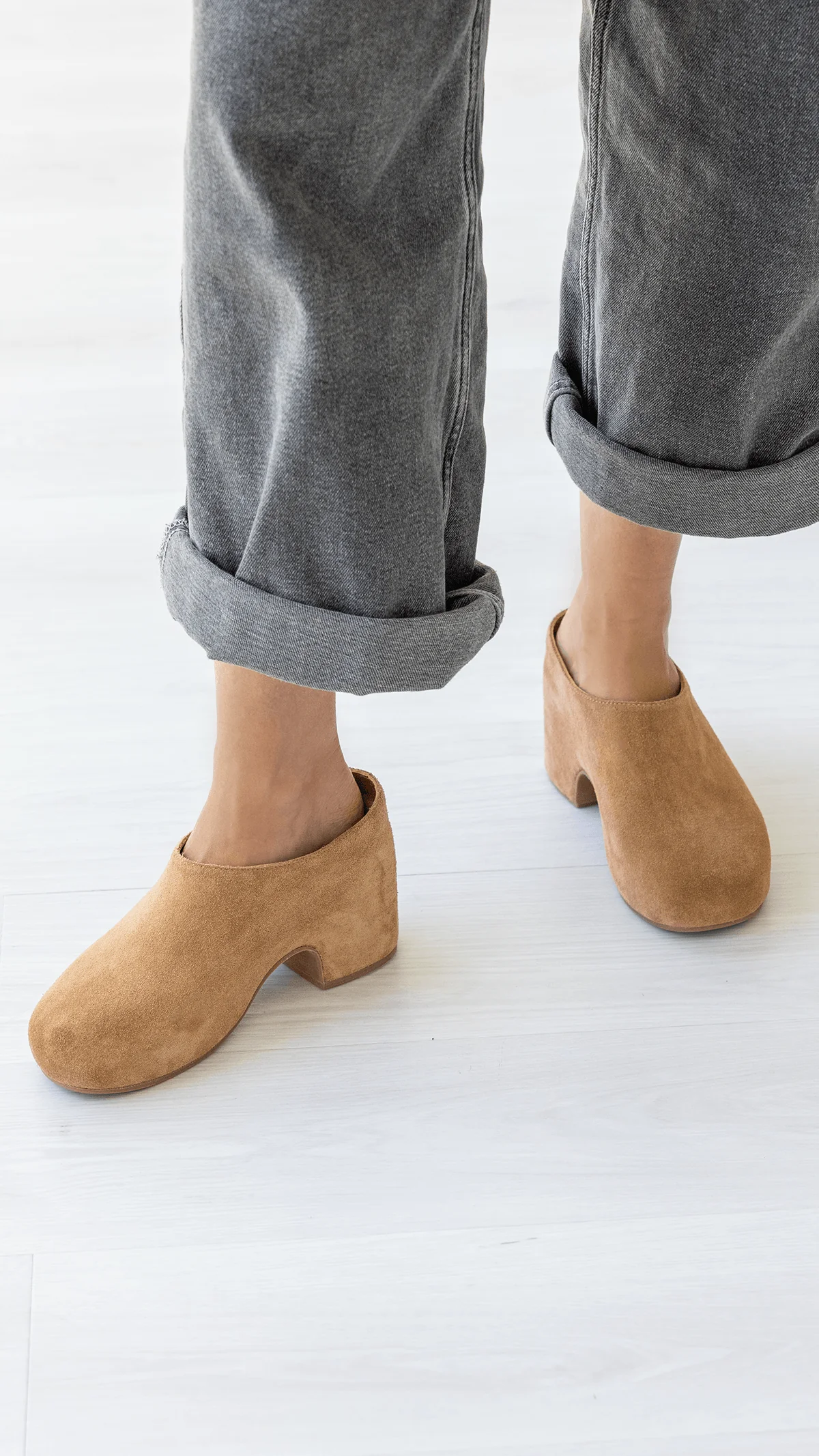 The Terrace Clog - Camel Suede