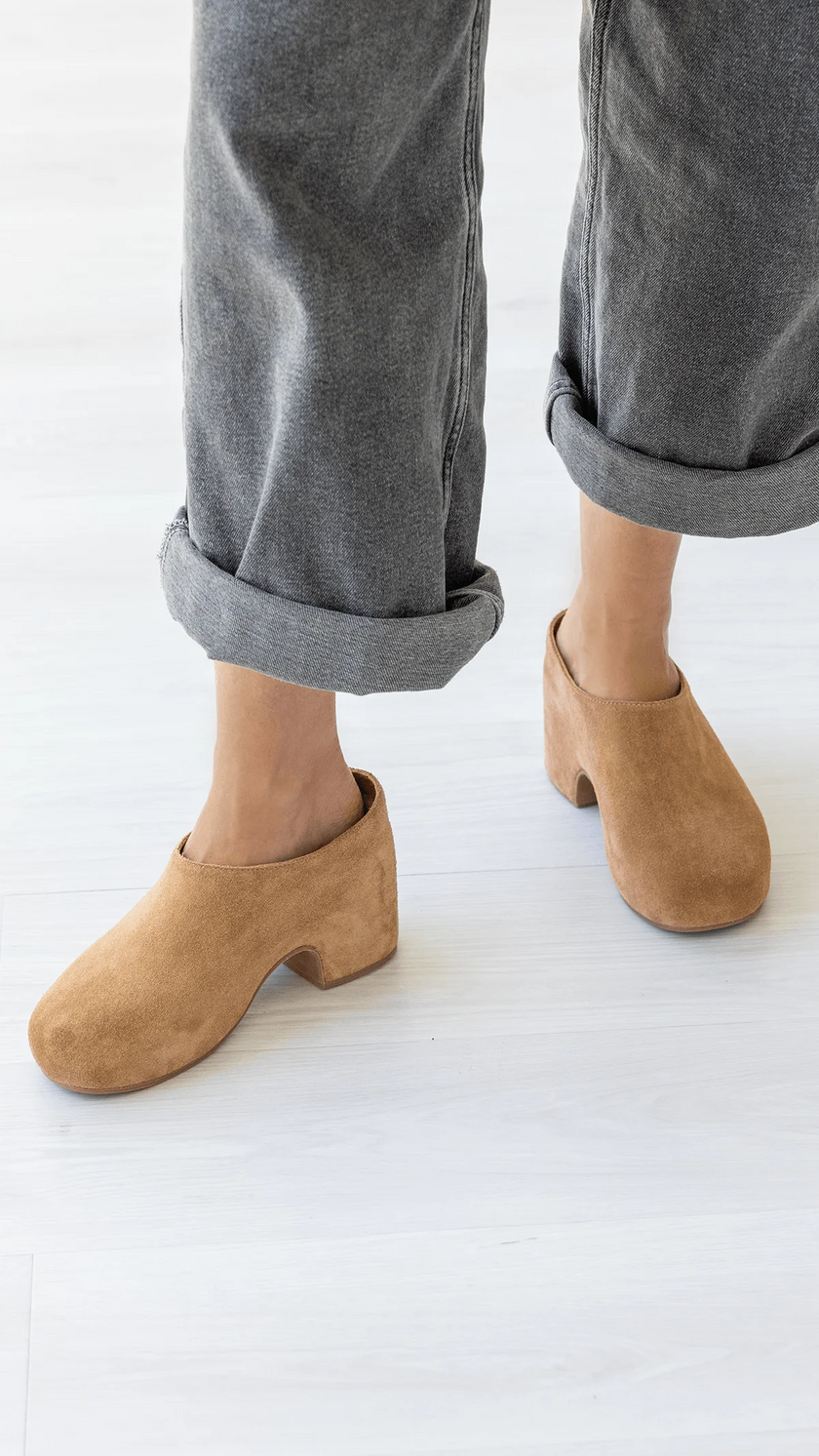 The Terrace Clog - Camel Suede