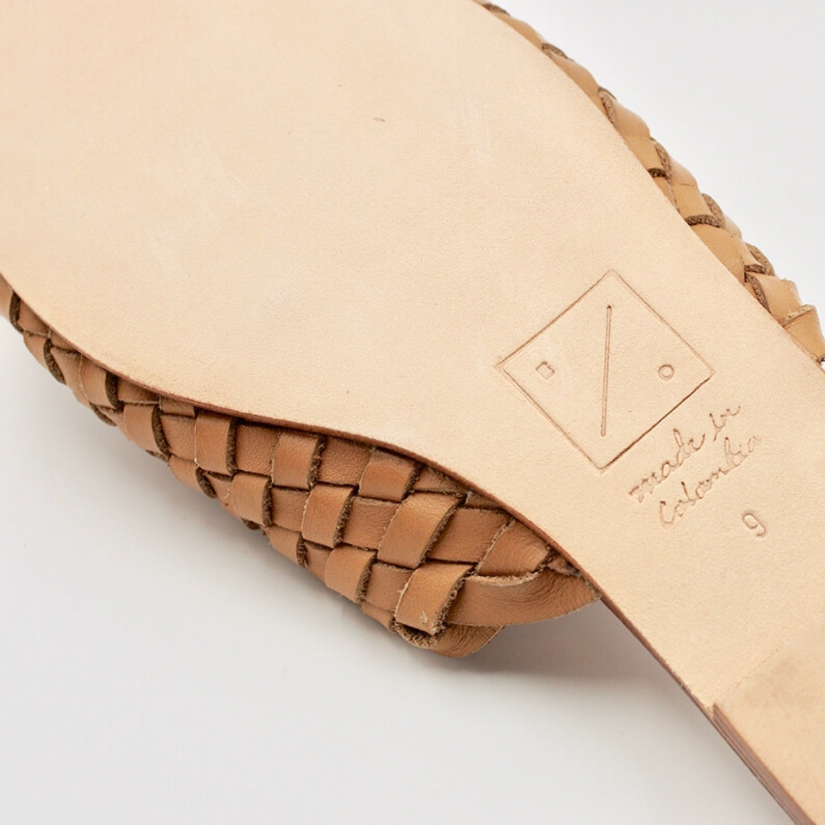 Either / Or Woven Leather Slide in Miel