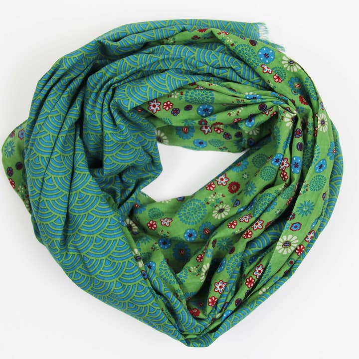 Les Belles Vagabondes 100% GOTS Organic Cotton Scarf
