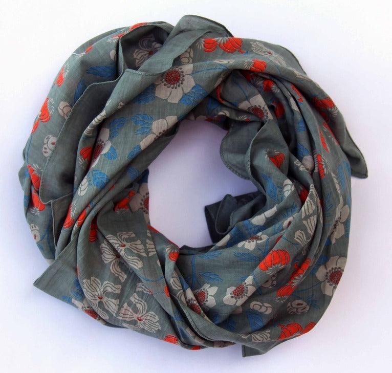 Les Belles Vagabondes 100% GOTS Organic Cotton Scarf