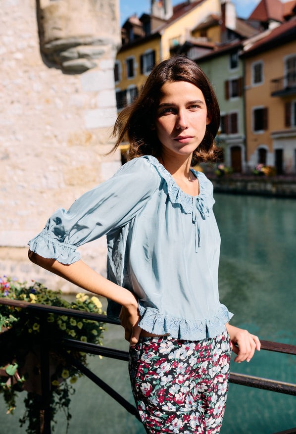 Ciao Lucia Thora Top in Marine with Floral Embroidery