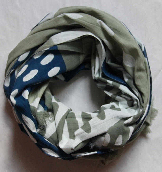 Les Belles Vagabondes 100% GOTS Organic Cotton Scarf